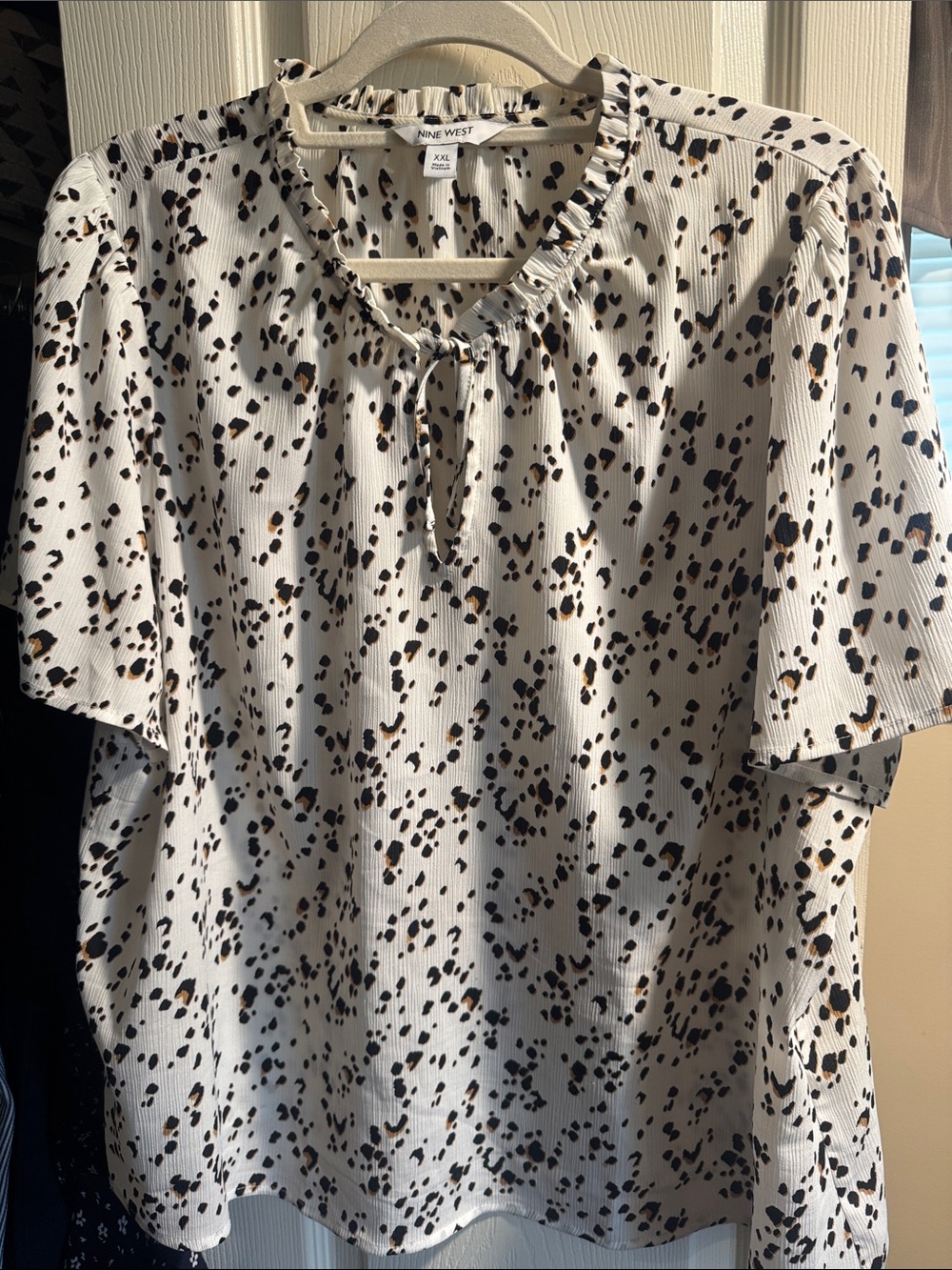 Nine West Cream Leopard-Print Short Sleeve Blouse-XXL